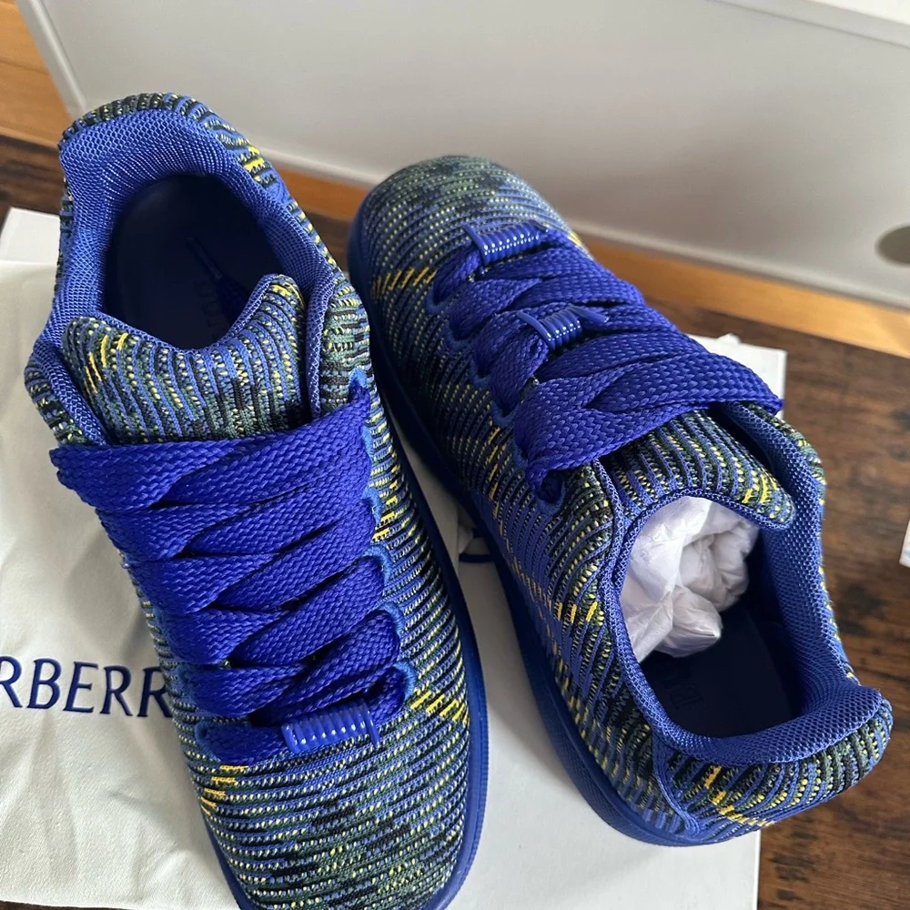 Burberry Checkered Knitted Men’s Sneakers - Picture 3 of 5